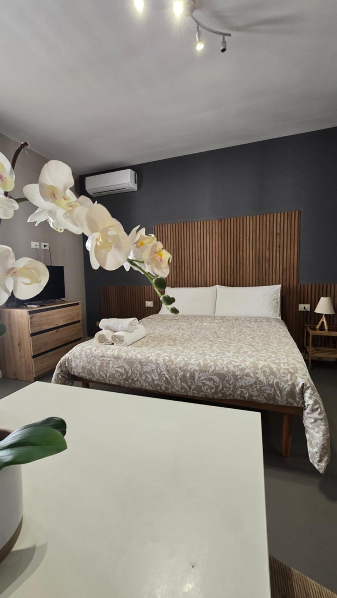 House Orlando Hotel Sferracavallo Luaran gambar